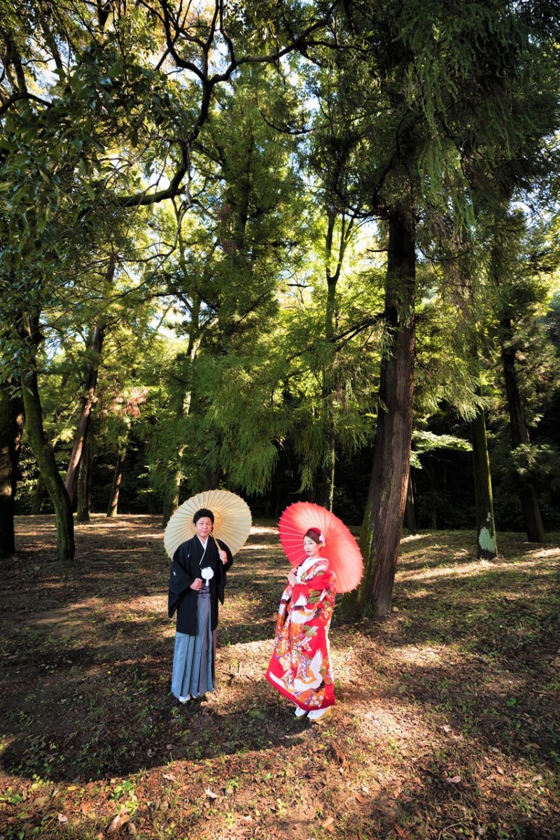 自然光のスポットライトがお二人を照らします♪