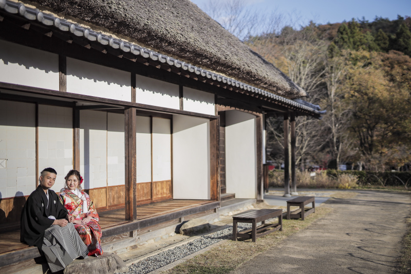 じゃじゃ～ん！！茅葺き屋根ですー！