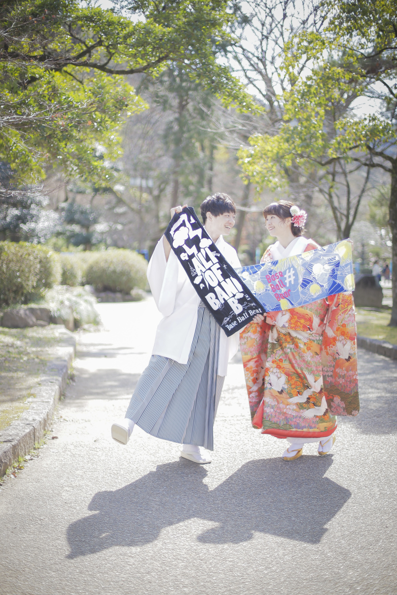 共通の趣味の小物や思い出の品を持ち込んで!