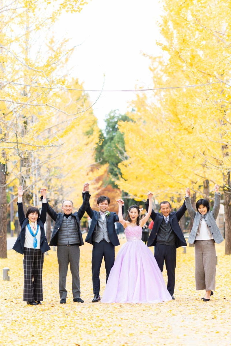 バンザーイ！ご両家揃っての仲睦まじい一枚です！