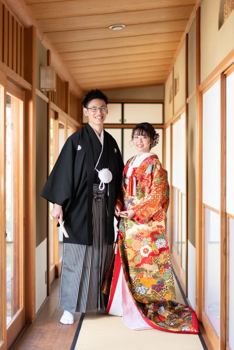 着物全体が綺麗に見えるように、”型物”写真です!