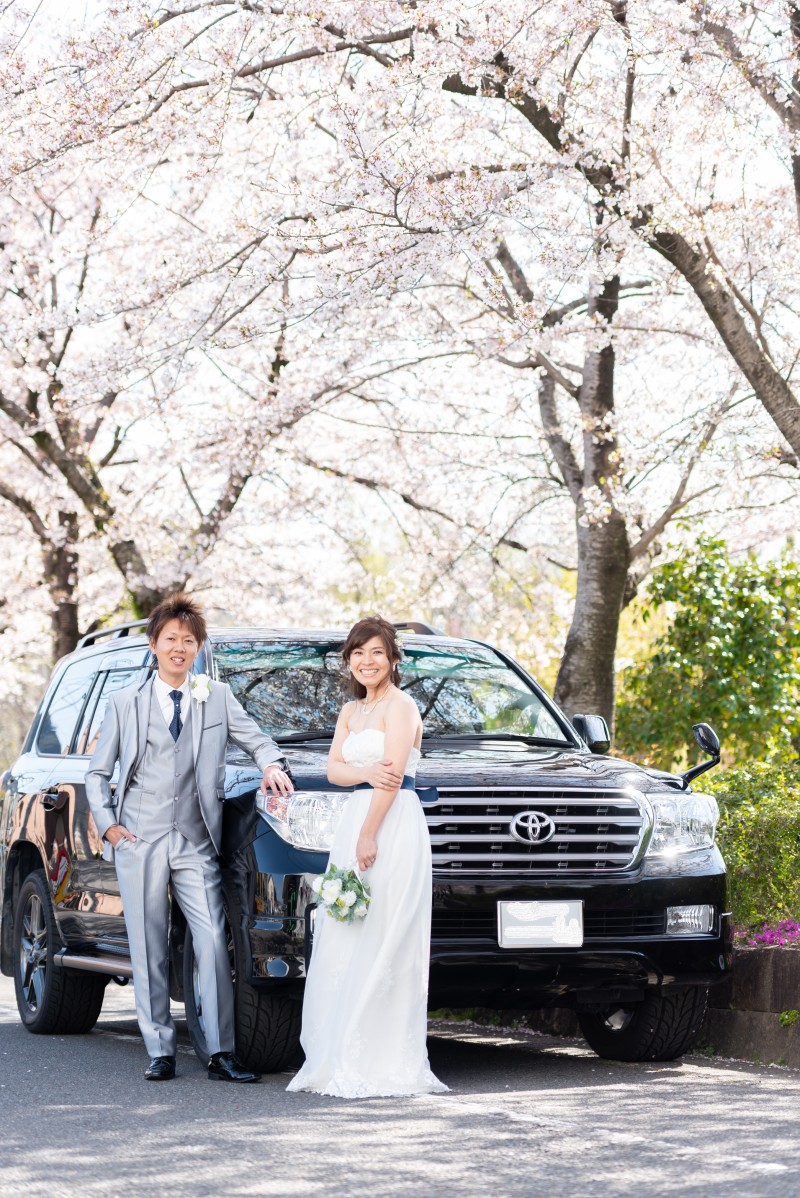 まずは、リクエスト頂いた「愛車×桜×お二人」!!