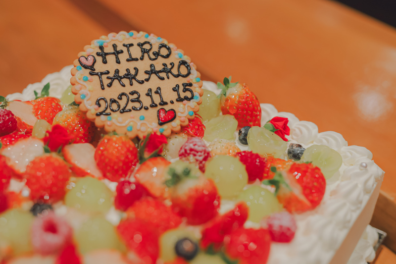 ケーキ入刀も、皆でシェアも素敵な想い出に