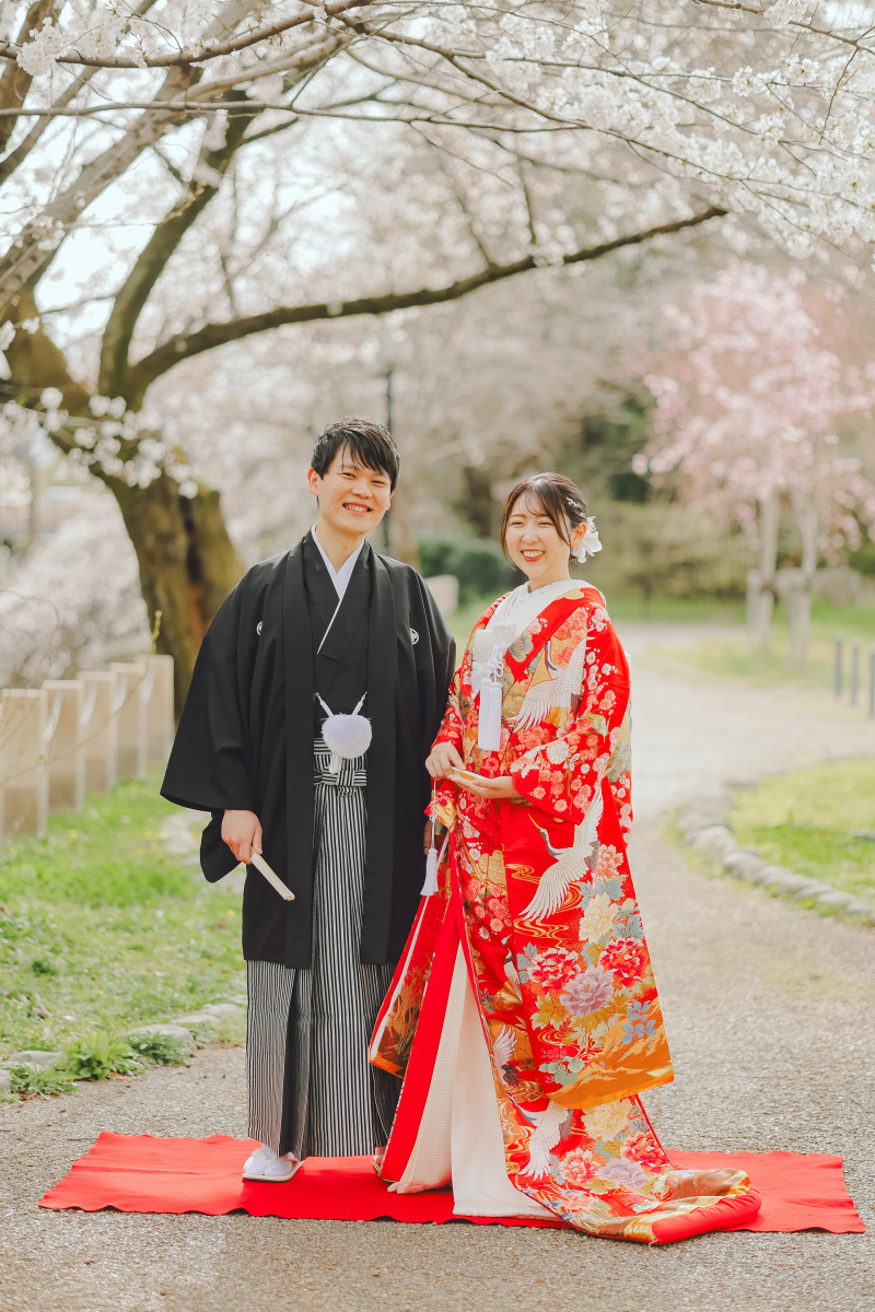 お色直し～！真っ赤な色打掛が映えますね～！