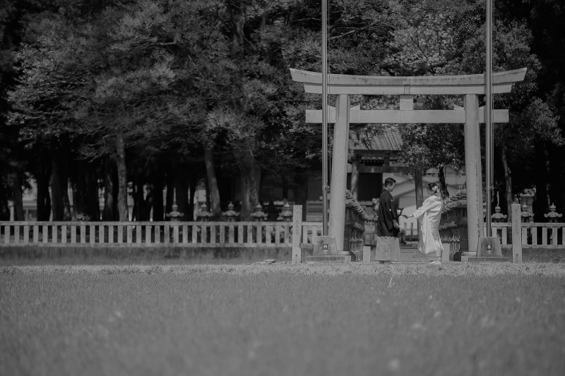 モノクロで仕上げます。しっとり正統派に。