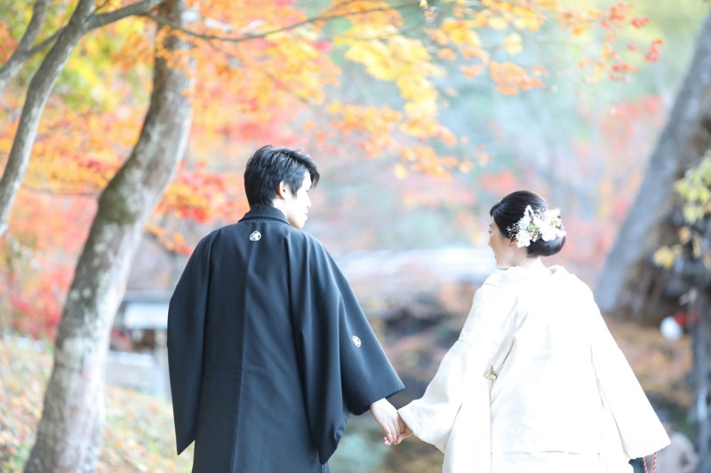 あえて目線を貰わず、後ろ姿のシーンも素敵!