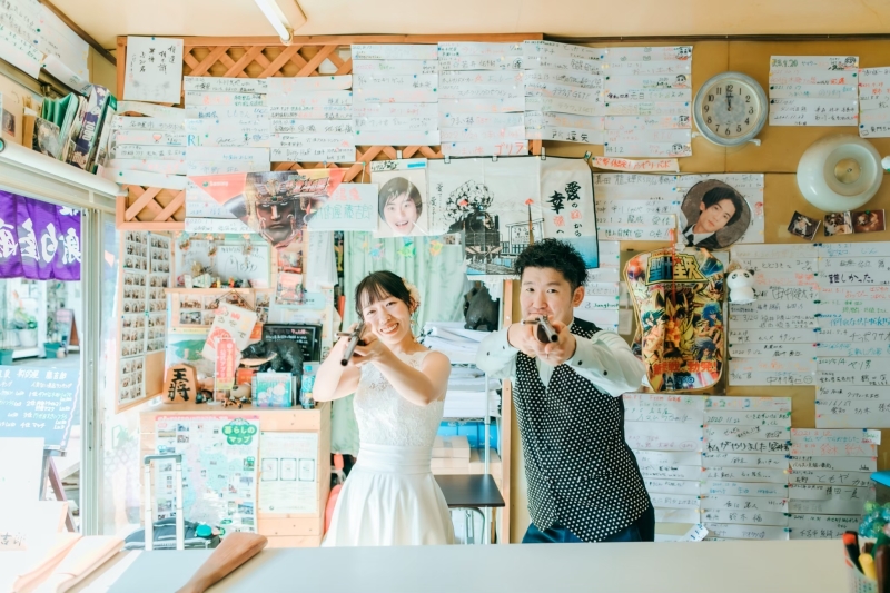 次は射的場内で！常連さんだから貸切にっ！