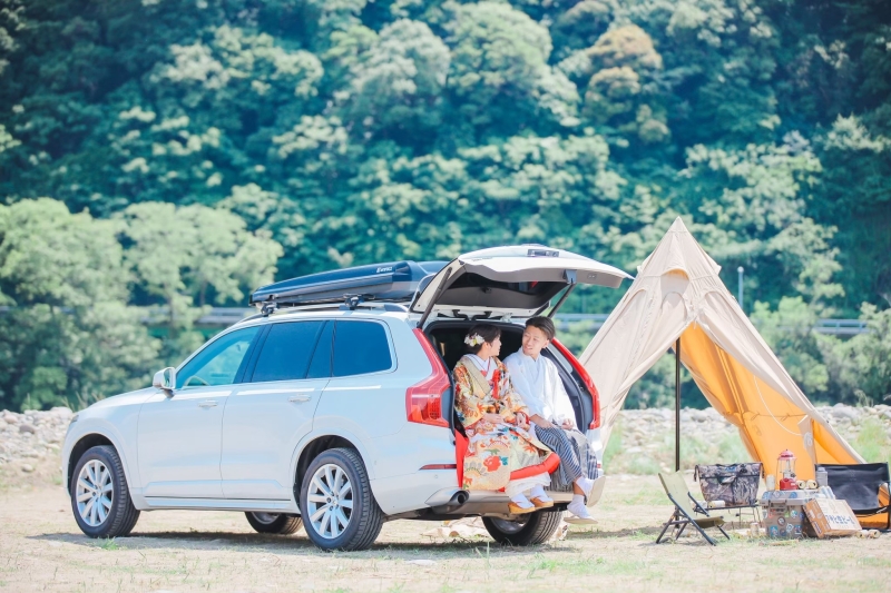 SUVならでは、後ろに乗っちゃうよね!