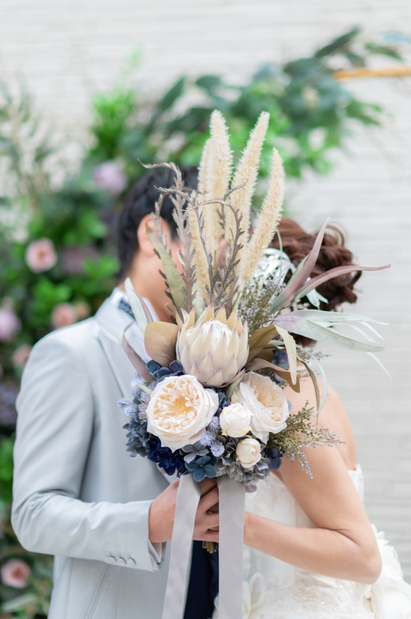 結びはお持ち込みのこだわりブーケでお顔を隠して！