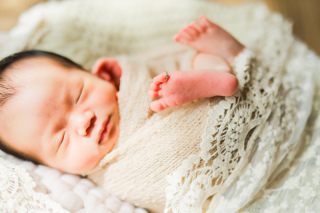 ニューボーンフォト　～産まれて2週間の赤ちゃんと～