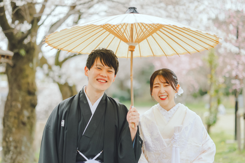 桜の咲く川原町広場へ