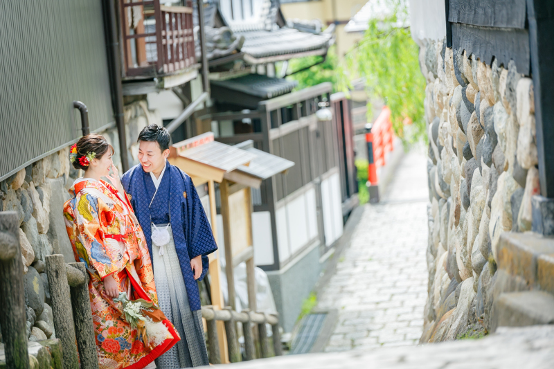 名水百選の第一号の”宗祇水”へ