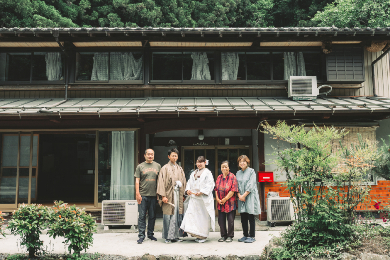 新郎さんご自宅へ移動