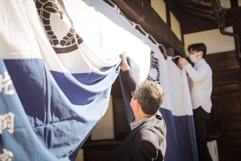 撮影前のメイキングシーンから撮影スタートします！