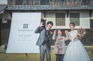 【ご家族も一緒】洋装1着ファミリーロケプラン 100～150カット前後データ付／専門店の豊富な衣装からお選び頂けます