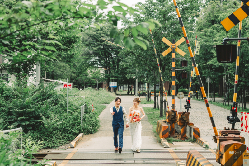 【各務原学びの森】洋装1着ロケーション 100～150カット前後データ付／出張費／専門店の豊富な衣装からお選び頂けます