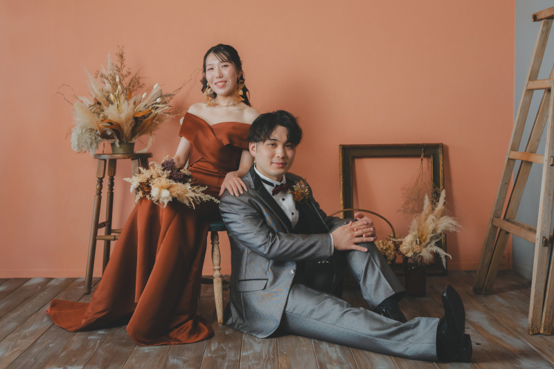 【洋装1着スタジオプラン】6つの異なるテイストで撮影／50～80カット前後のデータ付／専門店の豊富な衣装から事前試着を行います