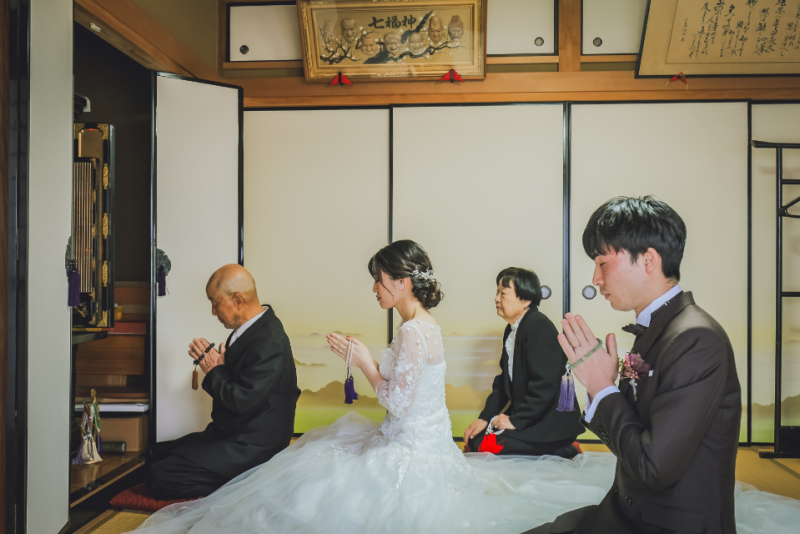 【ご家族も一緒】洋装1着ファミリーロケプラン 100～150カット前後データ付／専門店の豊富な衣装からお選び頂けます