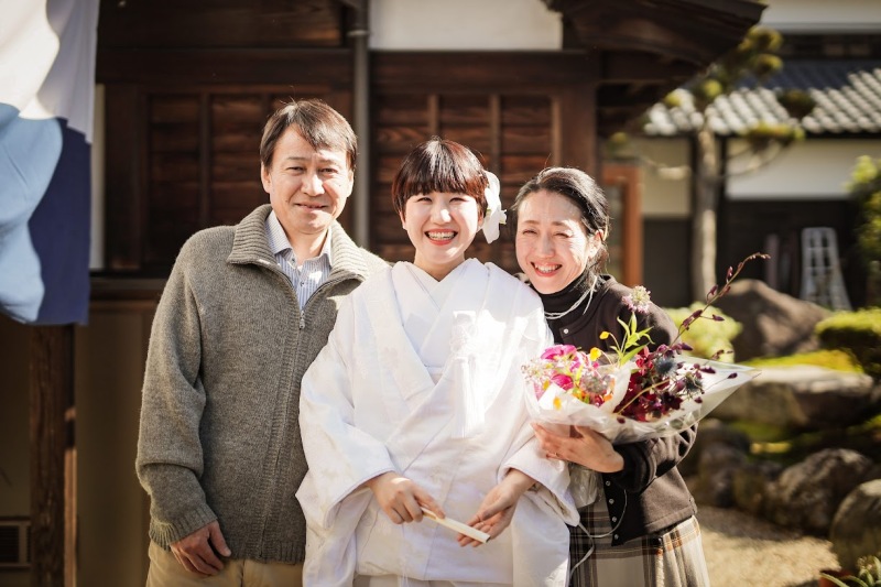【ご自宅結婚式】和装1着ファミリープラン 200~250カット前後データ付/市内出張費/専門店の豊富な衣装からお選び頂けます
