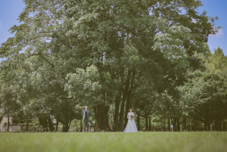 【各務原学びの森】洋装1着ロケーション 100～150カット前後データ付／出張費／専門店の豊富な衣装からお選び頂けます