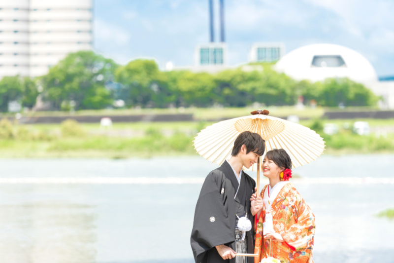 【ビーチと公園◆衣装2着】洋装1着ビーチ+和装1着200~250カット前後データ付/出張費、ビーチ使用料込み/専門店の豊富な衣装