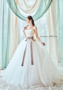 「ルルフェリーチェ」ウェディングドレス
