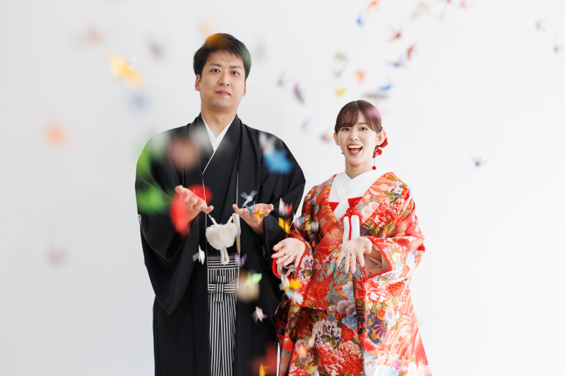 【和と洋の美を一度に】和装+洋装スタジオフォト《平日撮影限定:通常価格より¥55,000もお得♪》◆データ300カット付き