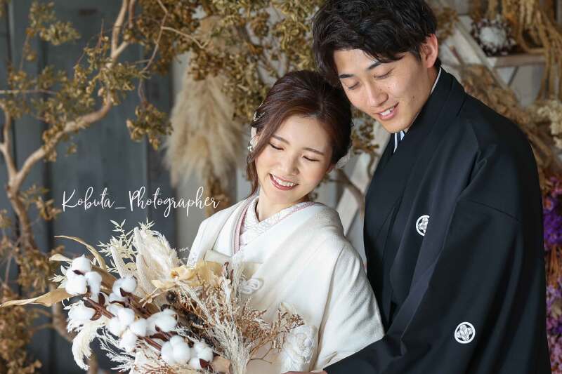 こぶたしゃしんかん_白無垢が豊富