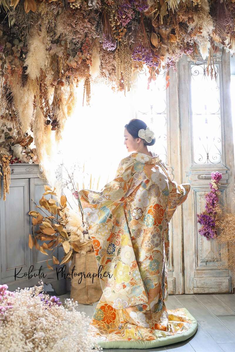 こぶたしゃしんかん_色打掛・着物が豊富