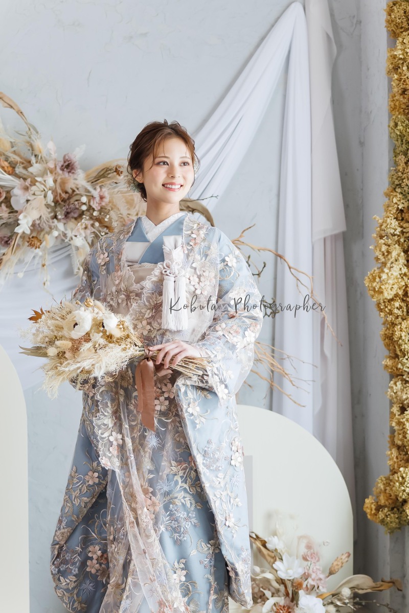 【即納品＆土日追加料金ゼロ！】白無垢も色打掛も両方着れて《追加料金ゼロ》背景も5つ選択可能で様々な雰囲気で撮影できます◎