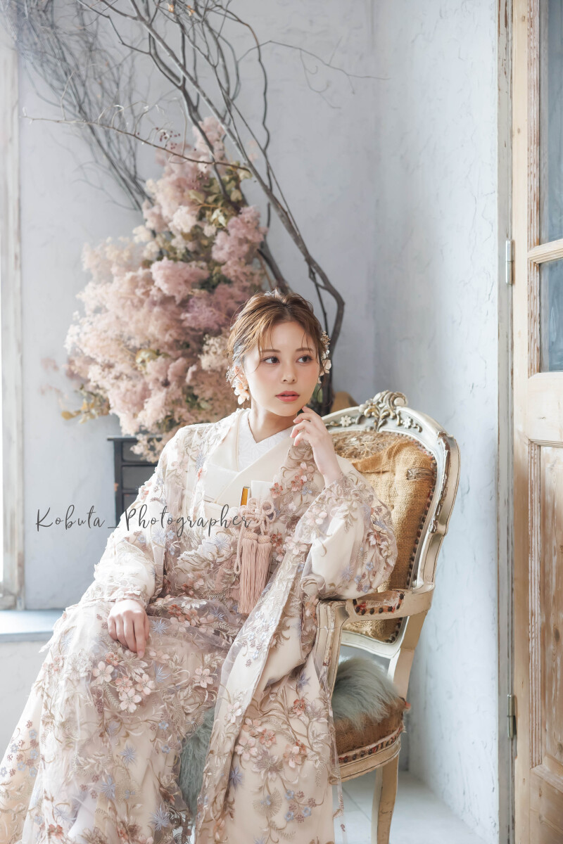 【即納品＆土日追加料金ゼロ！】白無垢も色打掛も両方着れて《追加料金ゼロ》背景も5つ選択可能で様々な雰囲気で撮影できます◎