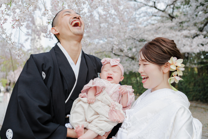 お子様と残す家族の記念写真