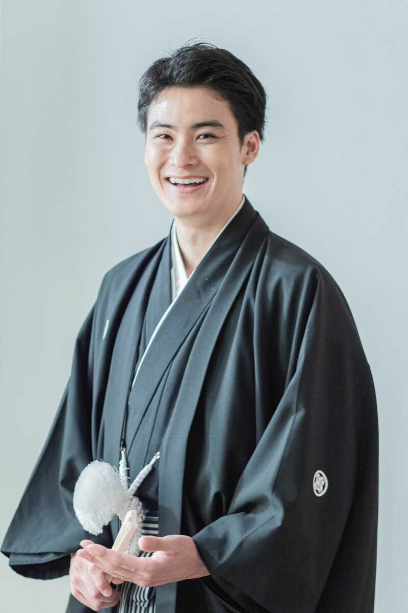  紋付袴（黒）