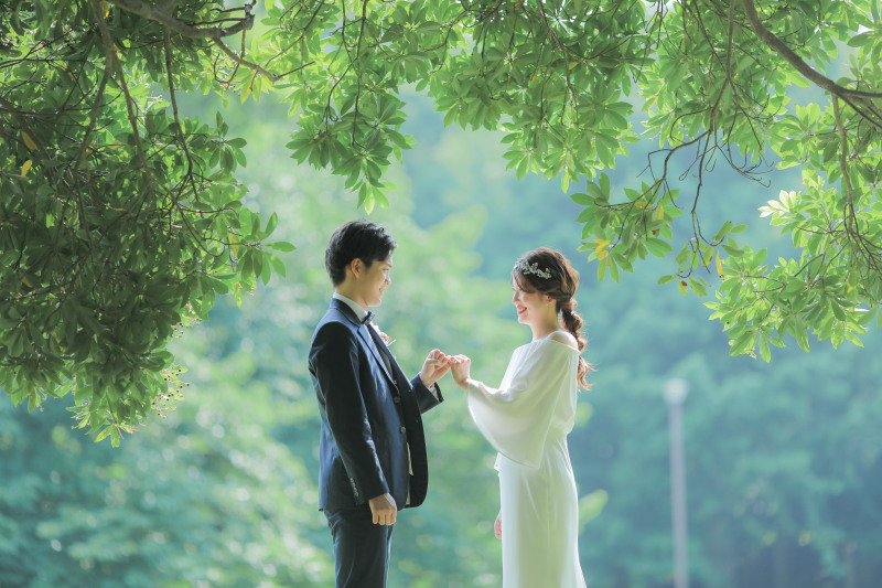 和洋装ロケ「緑あふれるこれからの時期に♪」