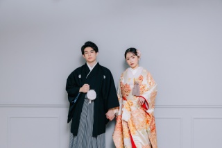 《日程重視の方必見！！天候に左右されない撮影◎》和装１点＋洋装2点スタジオプラン