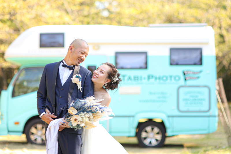 淡路島チャペル&森&サンセットビーチ キャンピングカーウェディング撮影