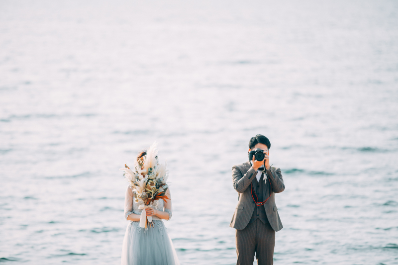 ブーケとカメラ