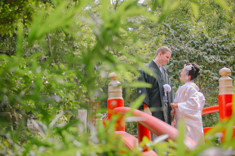 赤い橋と新緑が綺麗です♡