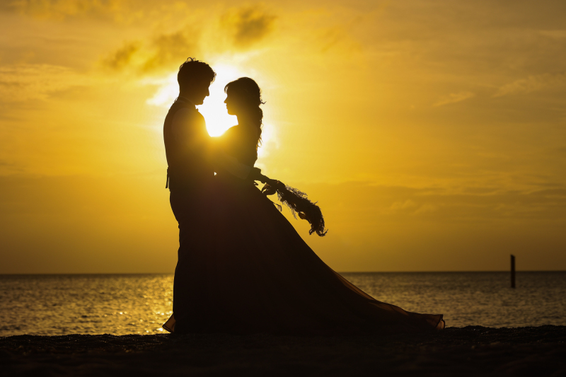 洋装　チャペル　ビーチサンセット