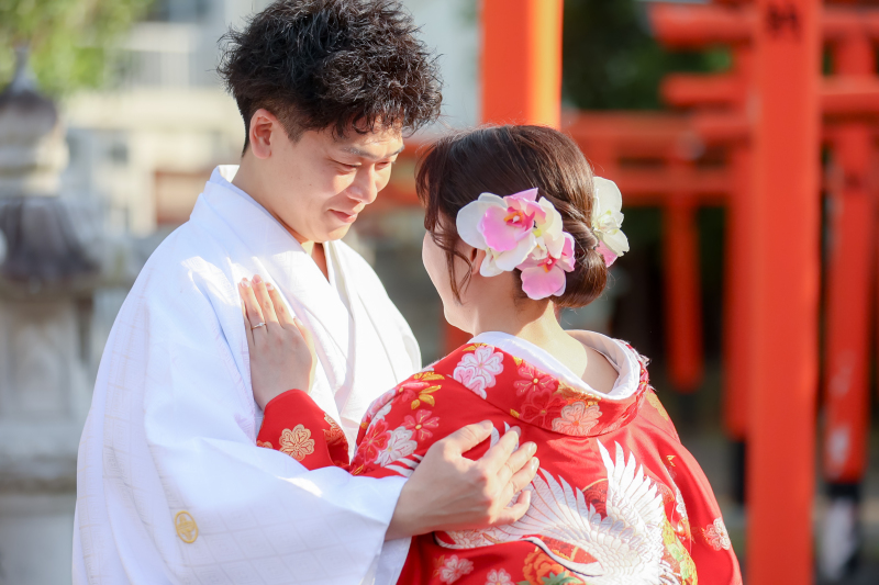 見つめ合って