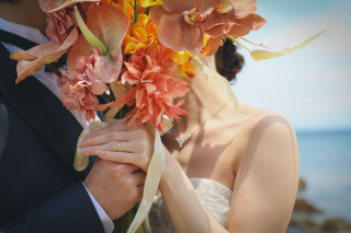和洋装　神社・岩場