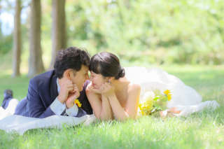 一面に咲き誇る花々と青空！笑顔あふれる「あわじ花さじき」撮影