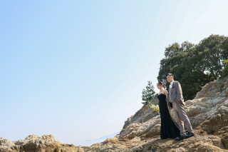 洋装　ビーチ・崖