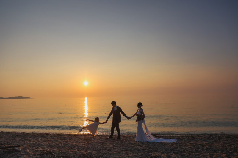 Tabi Photo Wedding®︎ -北野サロン&淡路島スタジオcadeau- _海で撮影できる