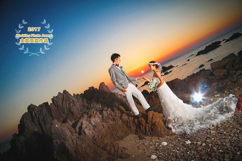 2017Wedding Photo Award金賞 受賞作品最大級・最高ステータスウェディングフォトグラファーがエントリーする応募点数1000点以上の中の3%から選ばれる最高賞