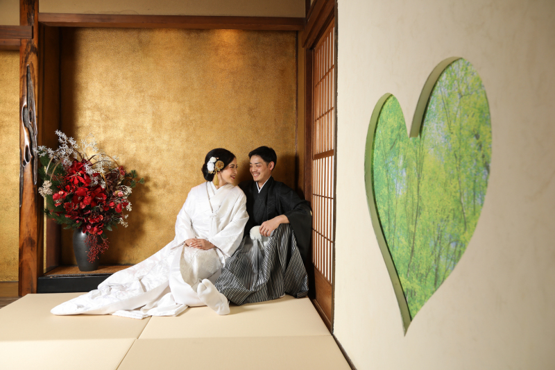 淡路島スタジオ【和装＋洋装】　暑い、寒い時期でもゆったりとお洒落に撮影できます 全データ140カット、衣装400着から選べる!