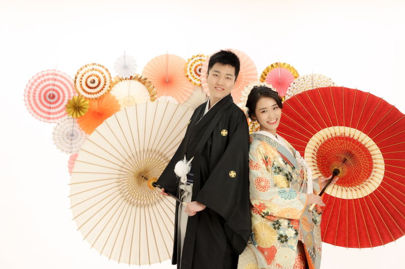 淡路島スタジオ【和装＋洋装】　暑い、寒い時期でもゆったりとお洒落に撮影できます 全データ140カット、衣装400着から選べる!