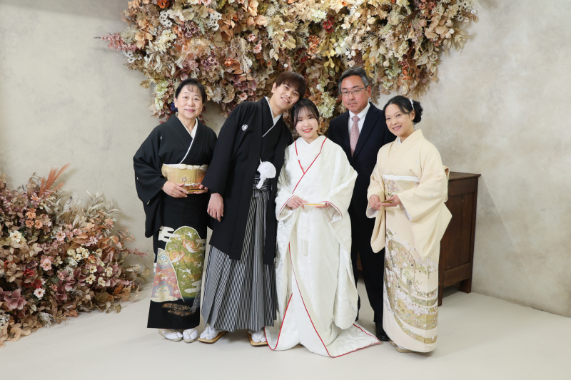 【神戸/淡路島】店等衣装追加料金なし!正絹和装スタジオ/全データ70カット以上/ プレミアムレタッチ5cut /衣装100着から