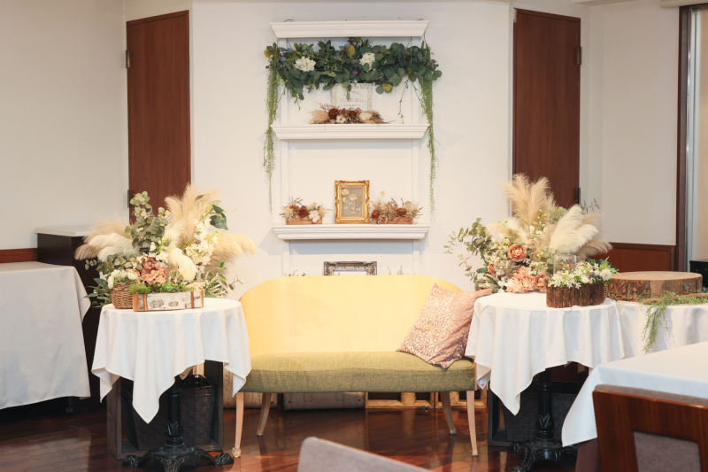 【チャペル撮影＋会食＋アルバム】ご両家の顔合わせに食事もできる満足プラン　データ２００カット