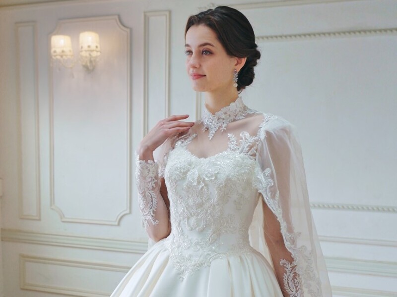 ここでしか着用できない帝国ホテルオリジナルドレスも